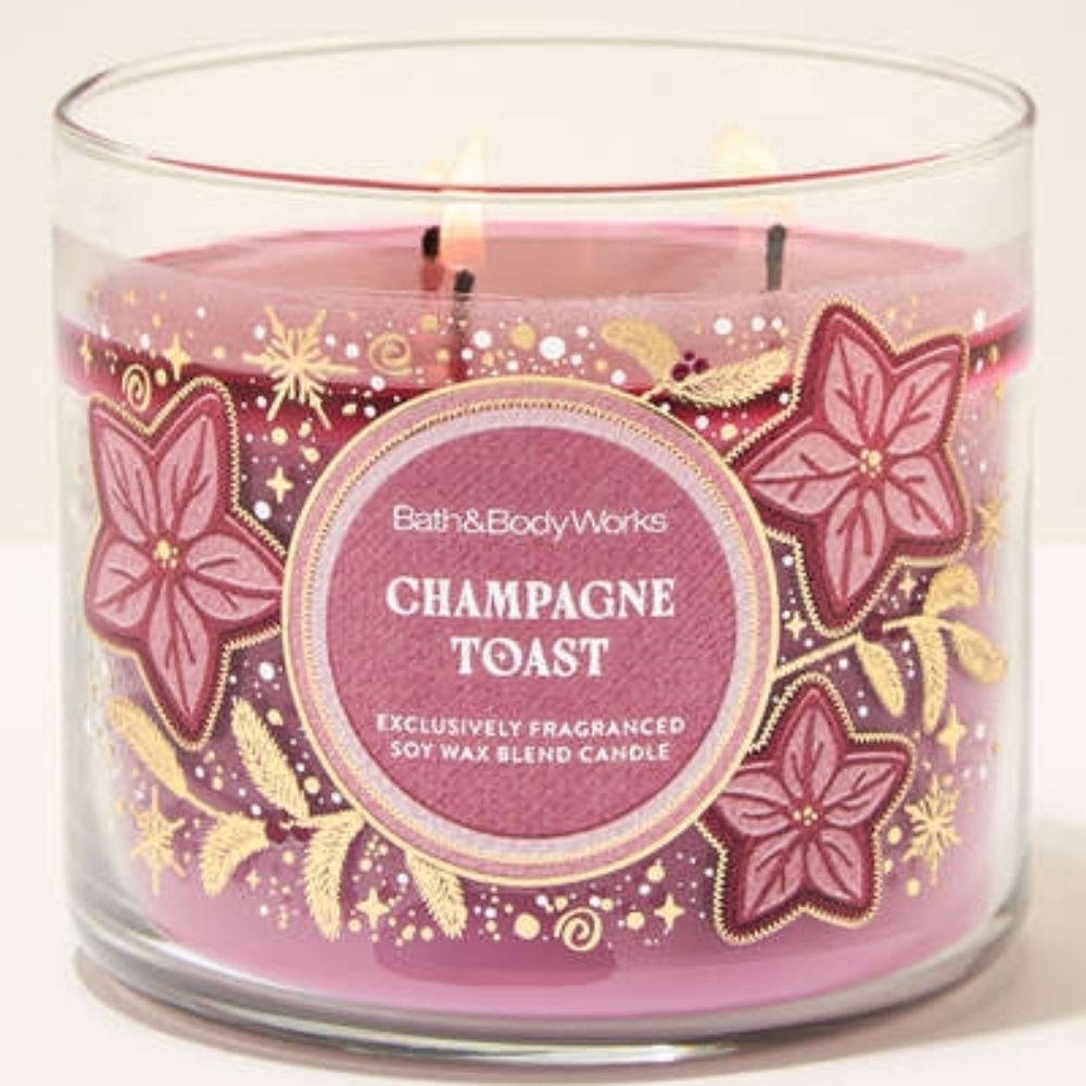 Bath & Body Works Champagne Toast Candle - Pink and Gold